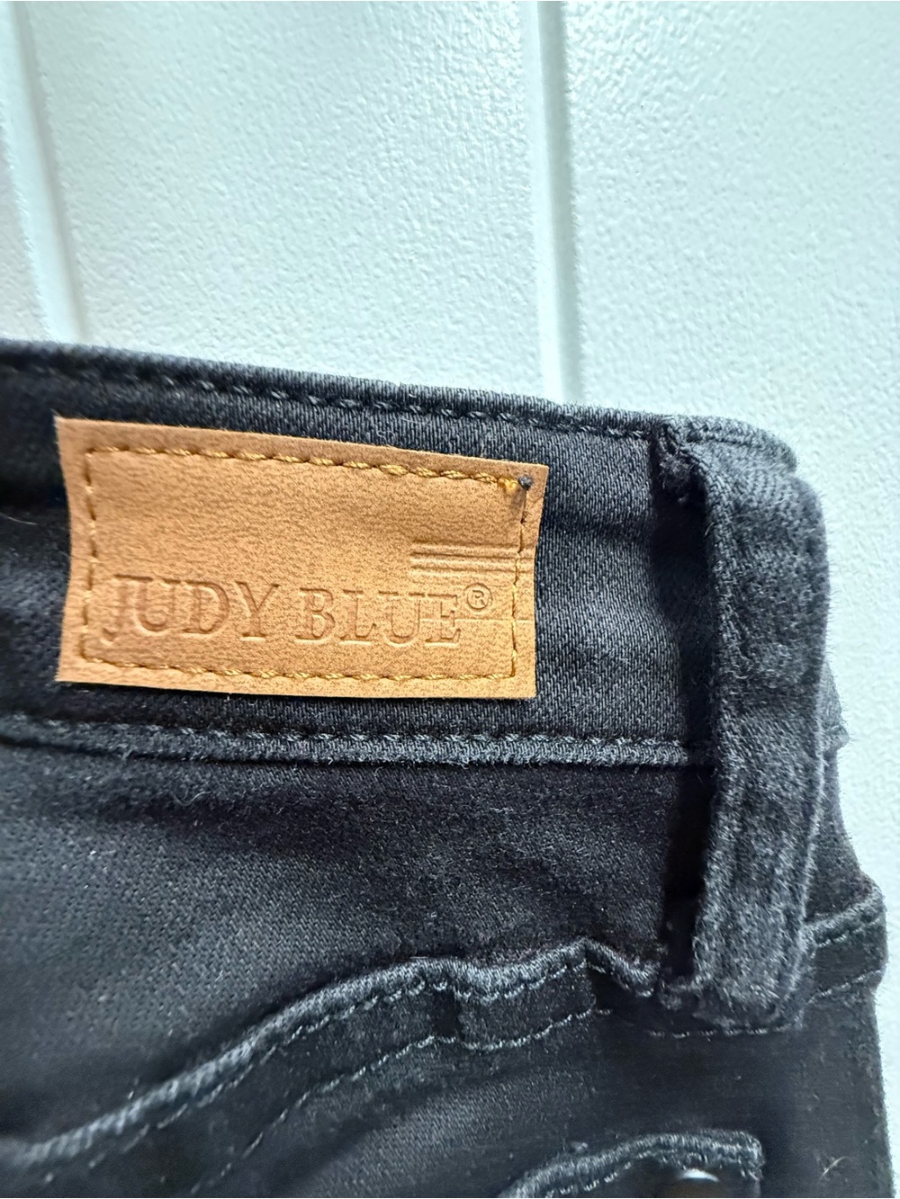 Womans Judy Blues Black Straight Leg Distressed And Raw Hem Size 7/28 Like New - Picture 3 of 11